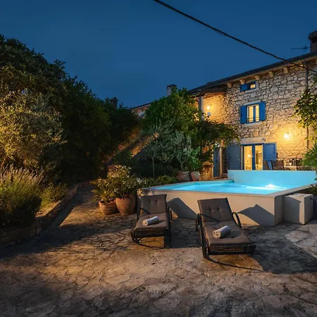 Holiday home Schoene Steinvilla Annette Mit Pool Und Sauna *