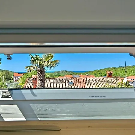 Schoene Steinvilla Annette Mit Pool Und Sauna Porec